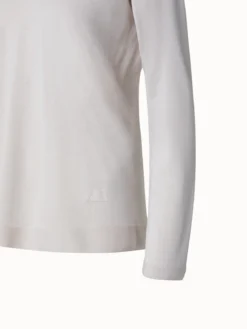 AKRIS Cashmere Silk Fine Gauge V-neck Knit -AKRIS Sales Store 554285 fcf7a619 88f5 42a5 8671 cf39a5498dc1