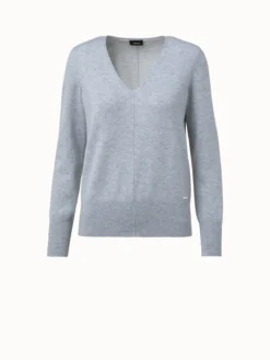 AKRIS Cashmere V-Neck Pullover