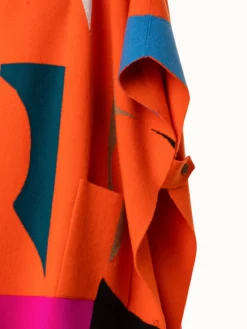 AKRIS Reversible Cashmere Knit Composed Letters Intarsia Double-Face Cape -AKRIS Sales Store 771141